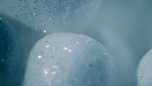(4K) Looping Snowball Background 3